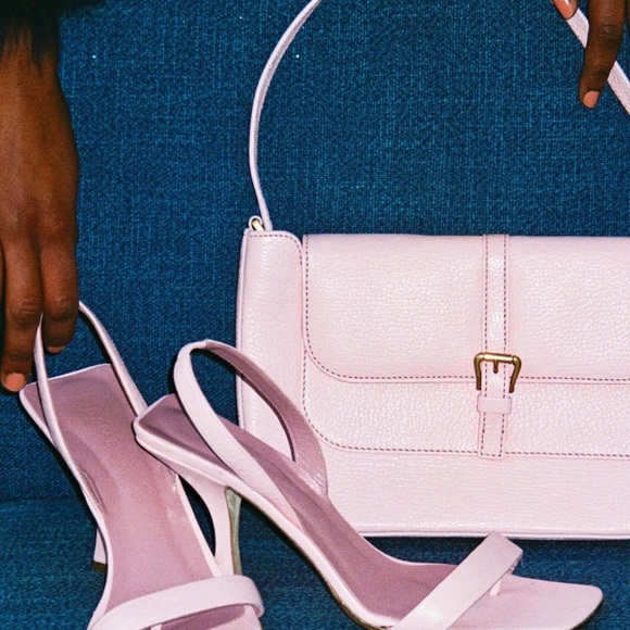 Miranda Peony Grained Leather Purse - Picture 2 of 3